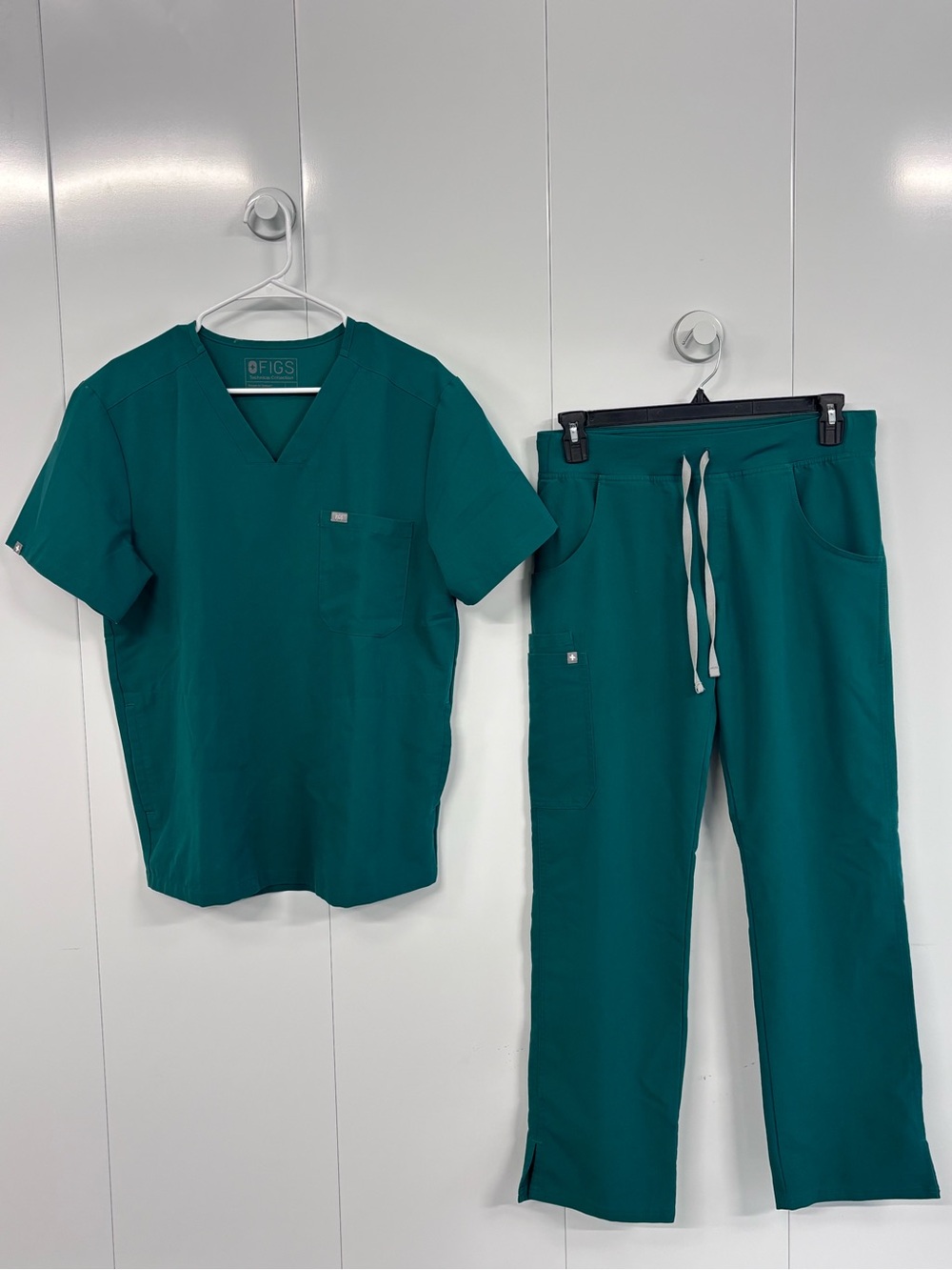 FIGS Scrub Set Womens Medium Teal Green Top & Pants Uniform Medical T21004